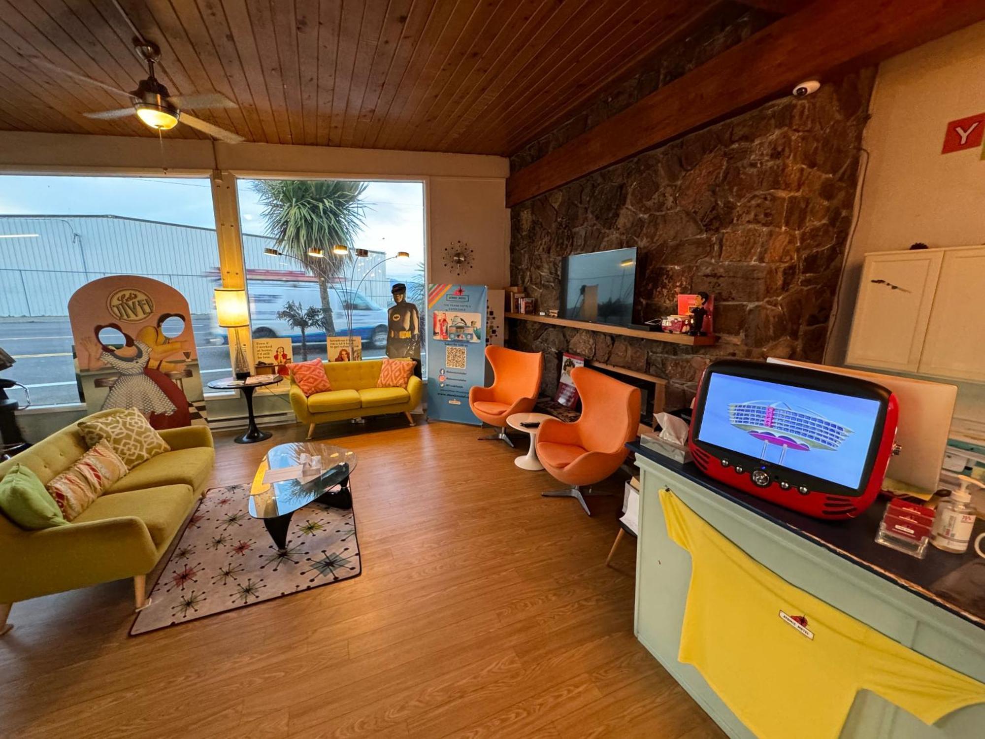 Atomic Motel Астория Экстерьер фото